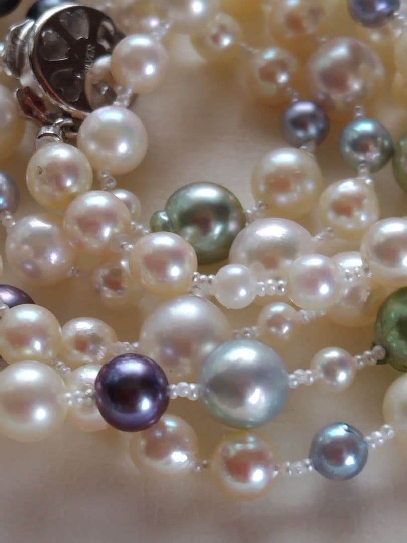 アコヤ真珠マルチカラー、マルチサイズ、あこや砂芥子パールのロングネックレス