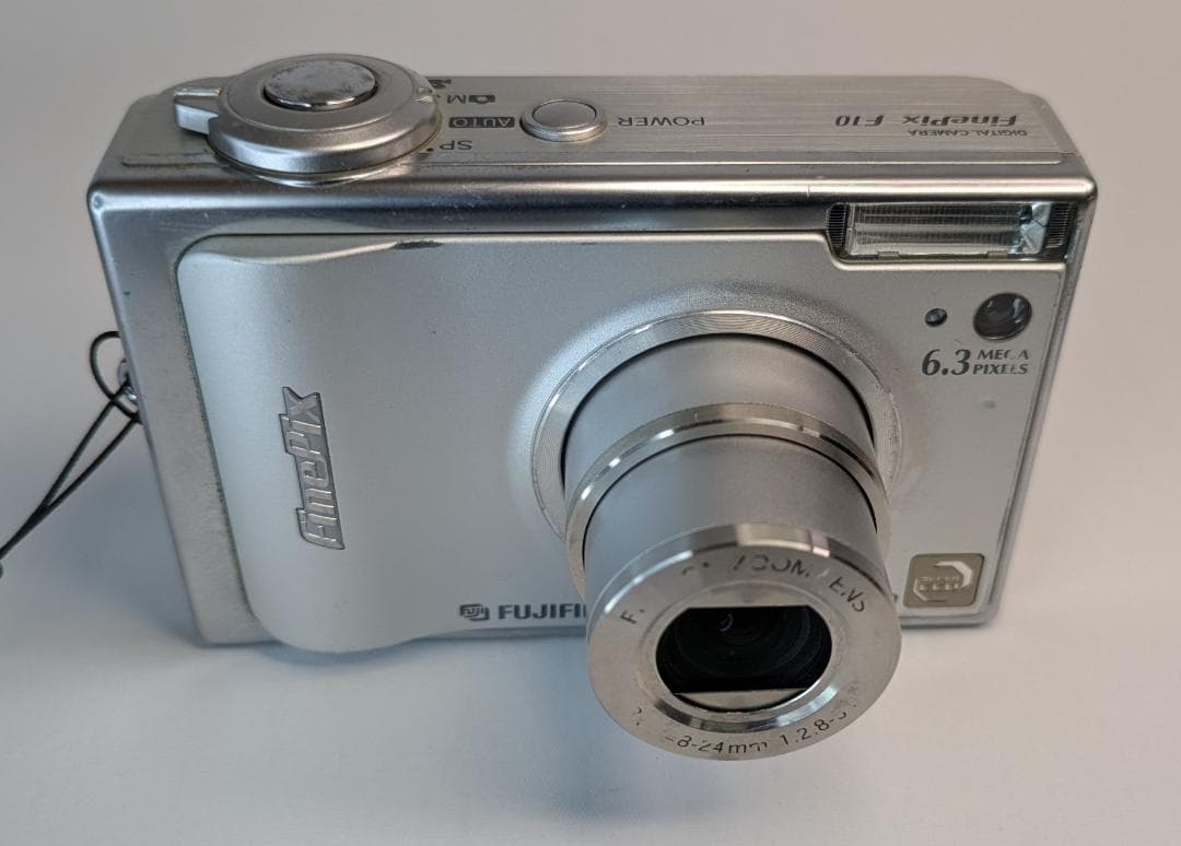 Fujifilm FinePix F10 デジタルカメラ