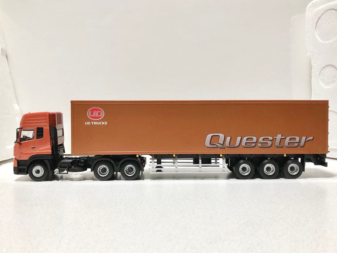 【京商】UDトラックス・クエスター　クオン　日産ディーゼル　デコトラ　トレーラー