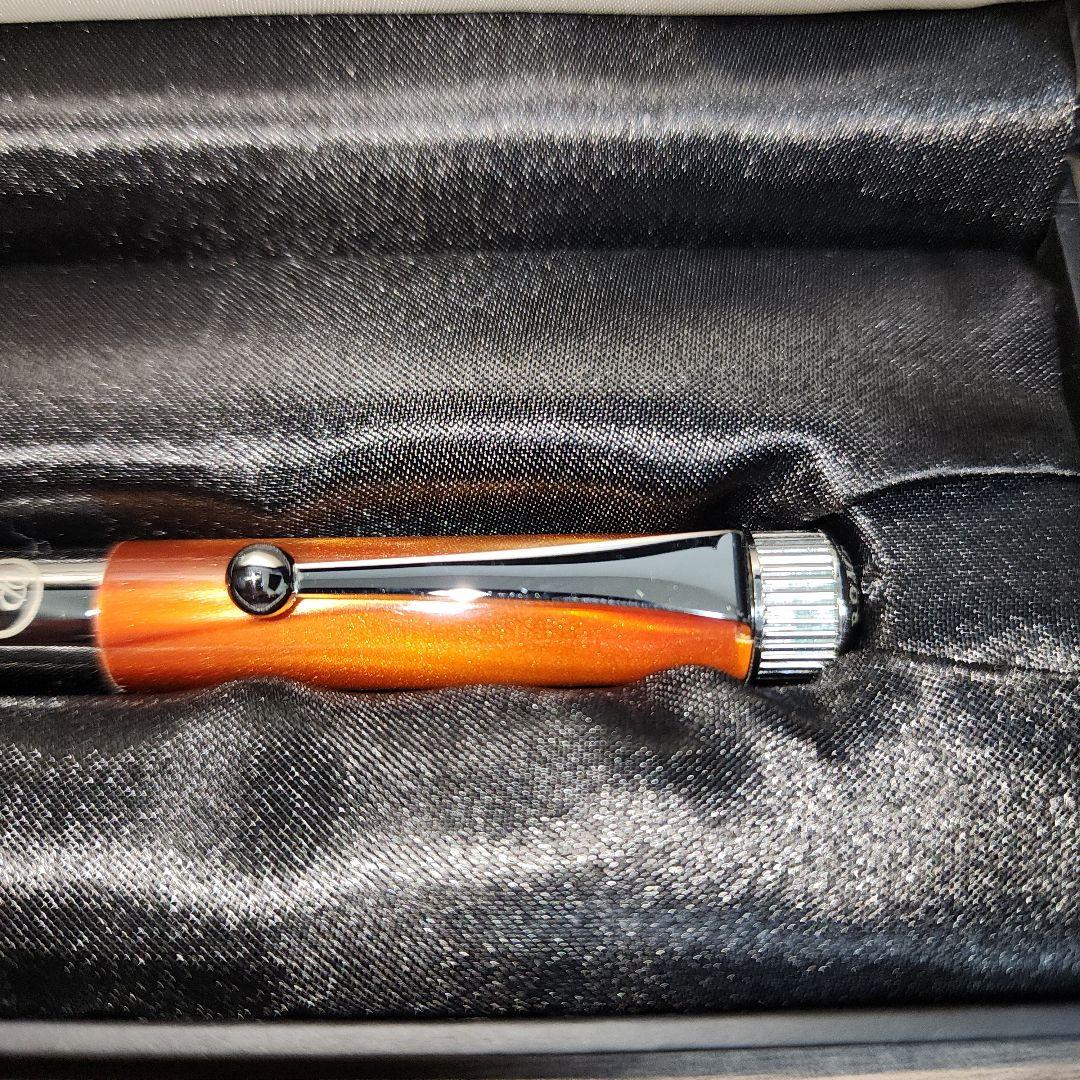 ロメオナンバー3/ROMEO No.3ボールペン細軸　色 : イタリアンアンバー