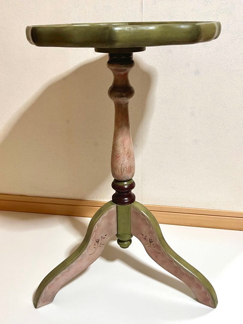 ワインテーブル サイドテーブル カフェテーブル バラ 木製 ねこ足3本足