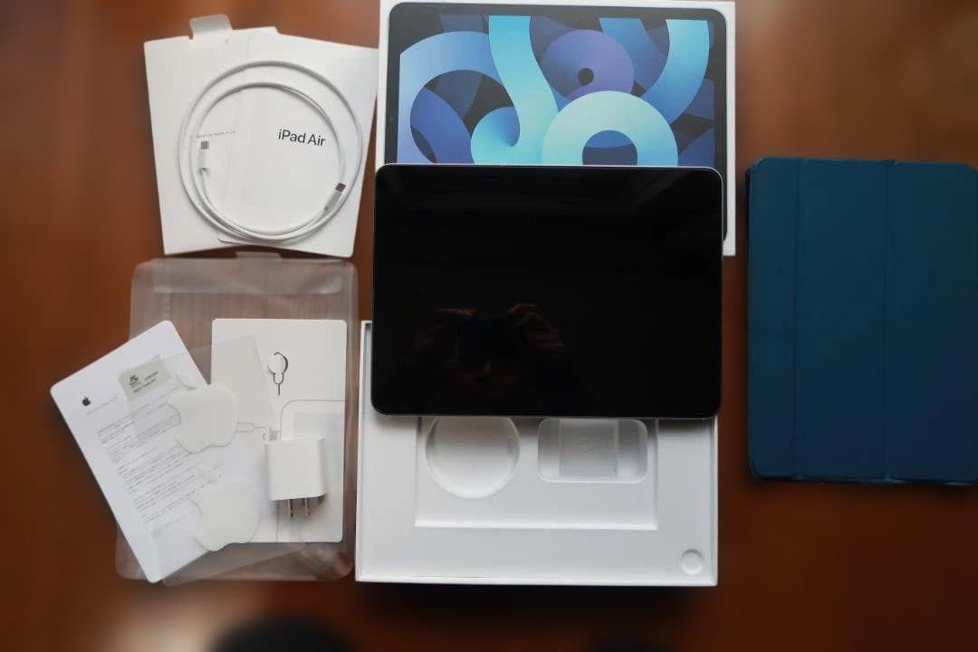 Apple iPad Air Cellular 第4世代 + ケース付き