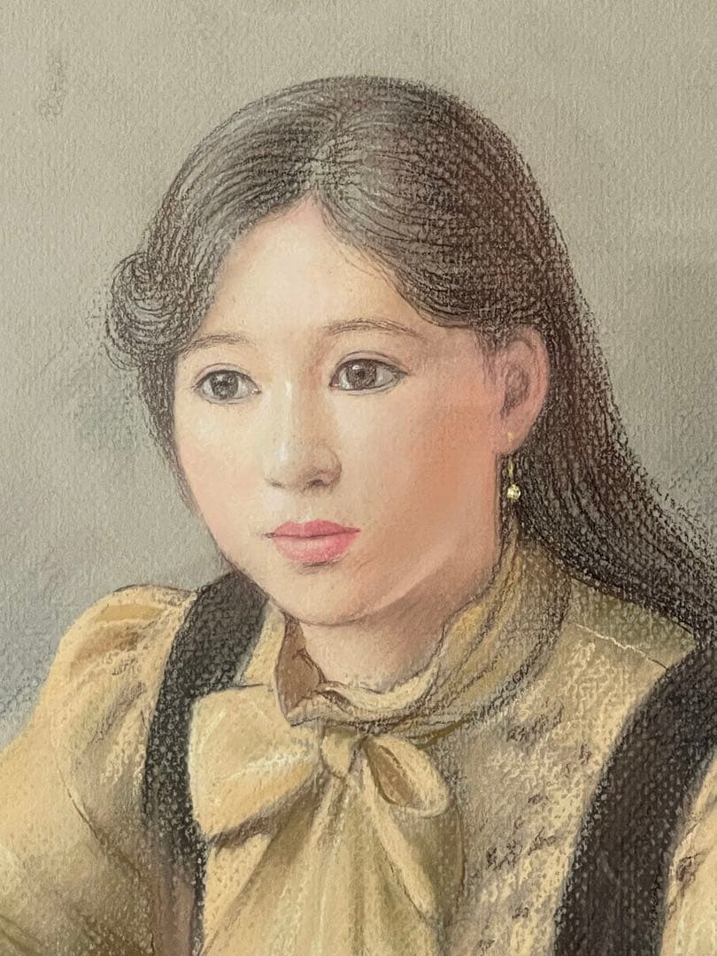 徳田宏行　黄色いブラウス　パステル画　白日会会員　女性人物像人気作家