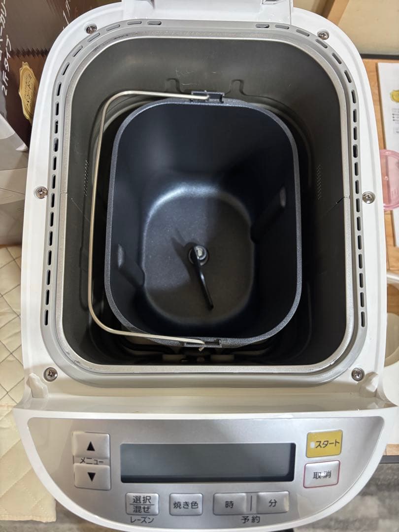 今年9/4購入おまけ付Panasonic ホームベーカリー SD-BMT2000