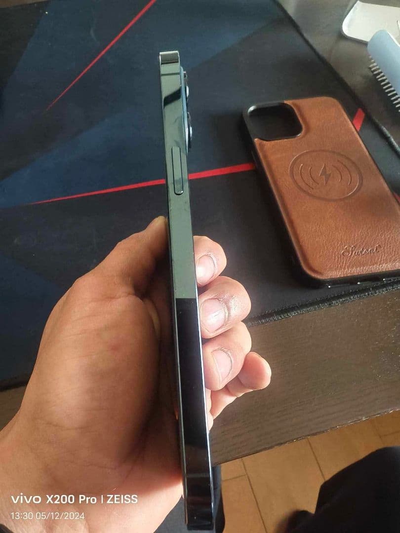 Apple iPhone 12 Pro max ー 本体