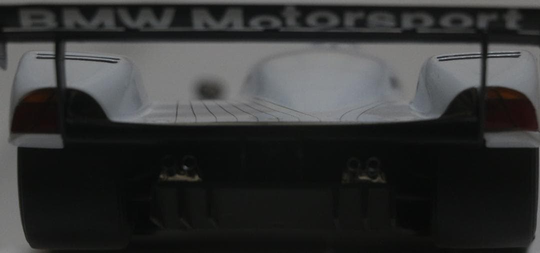 貴重 京商製BMW　Ｖ１２ＬＭＲ　1／１８　１９９９ル・マン２４Ｈ優勝車　中古品