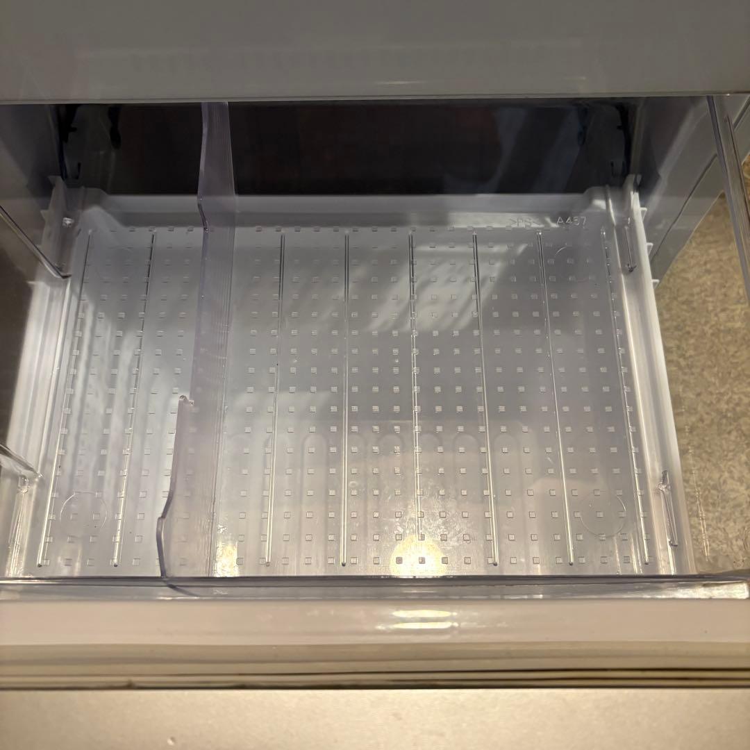 【送料無料】シャープ　冷蔵庫　左右開き　SJ-G14E4-W 137L