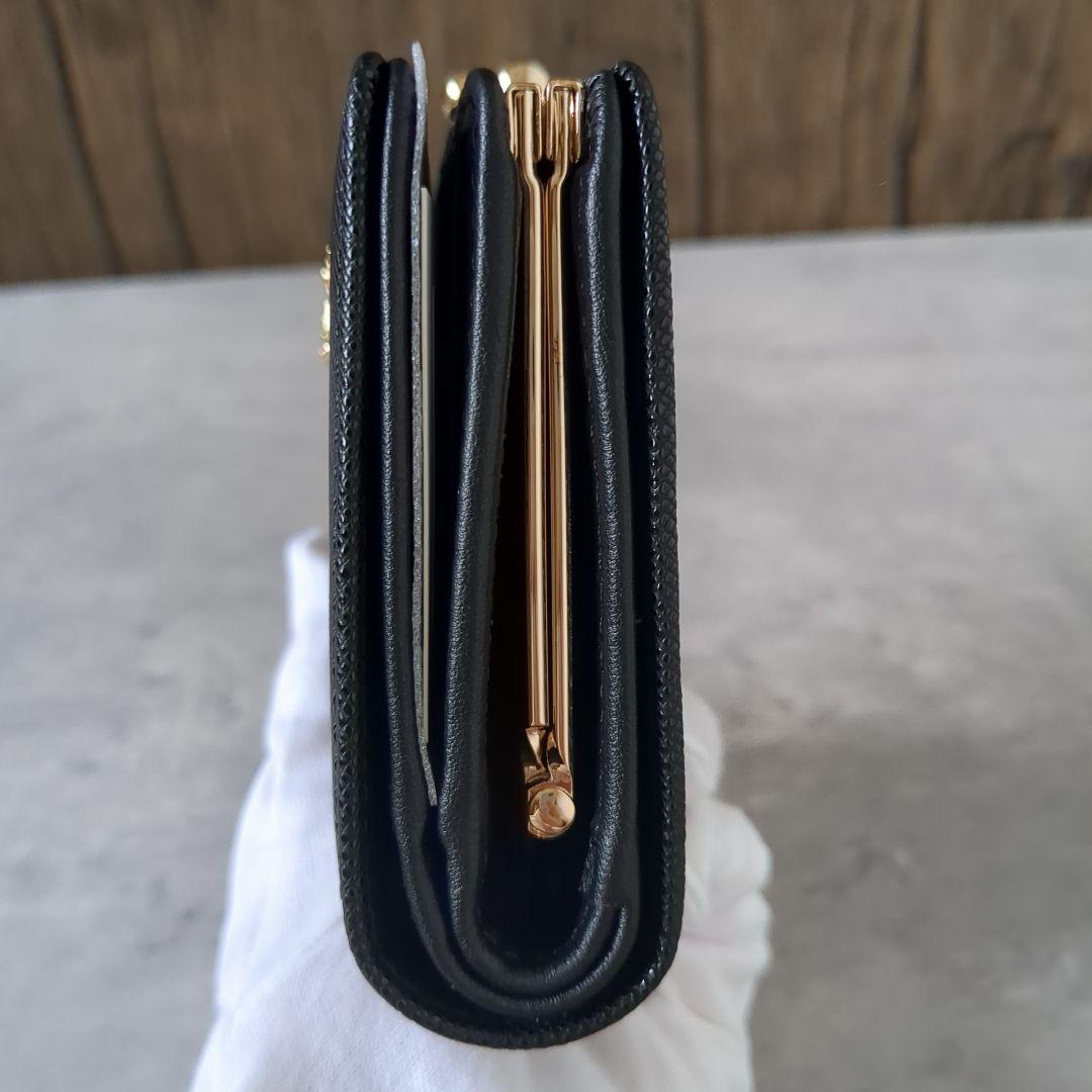 【新品】ヴィヴィアンウエストウッド　二つ折り財布　989VW706