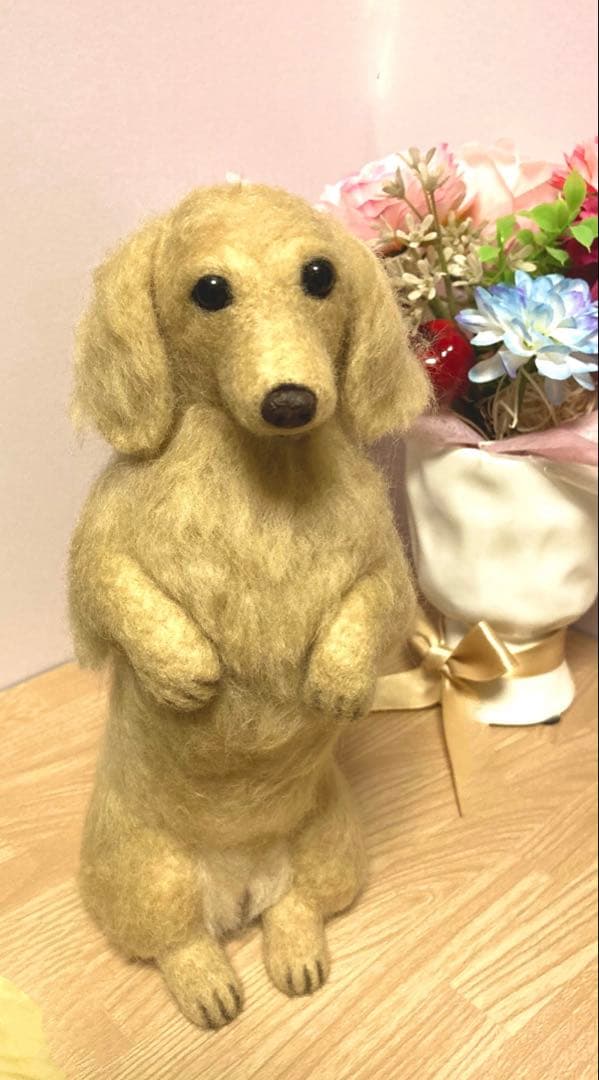 羊毛フェルト　ミニチュアダックス　たっち