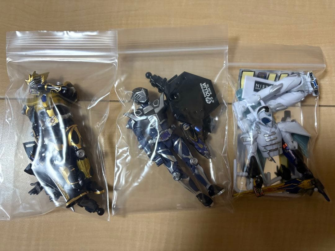 【ジャンク品扱い】装動& SO-DO CHRONICLE 約60体まとめ売り