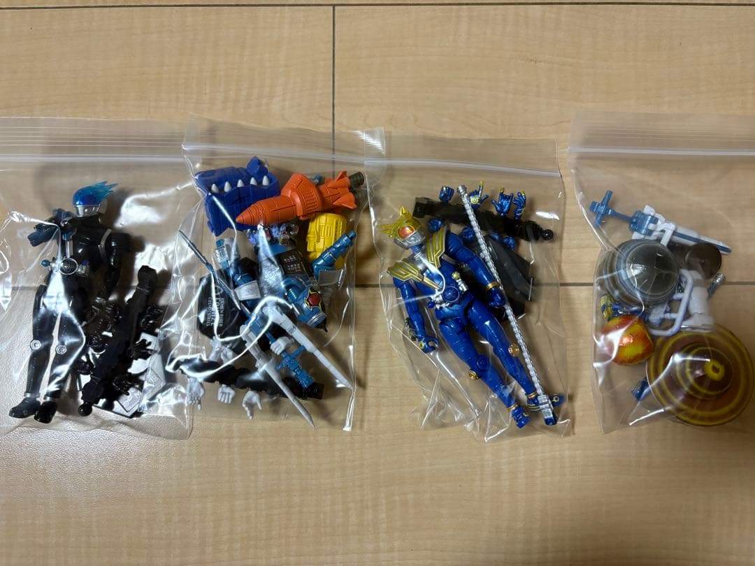 【ジャンク品扱い】装動& SO-DO CHRONICLE 約60体まとめ売り