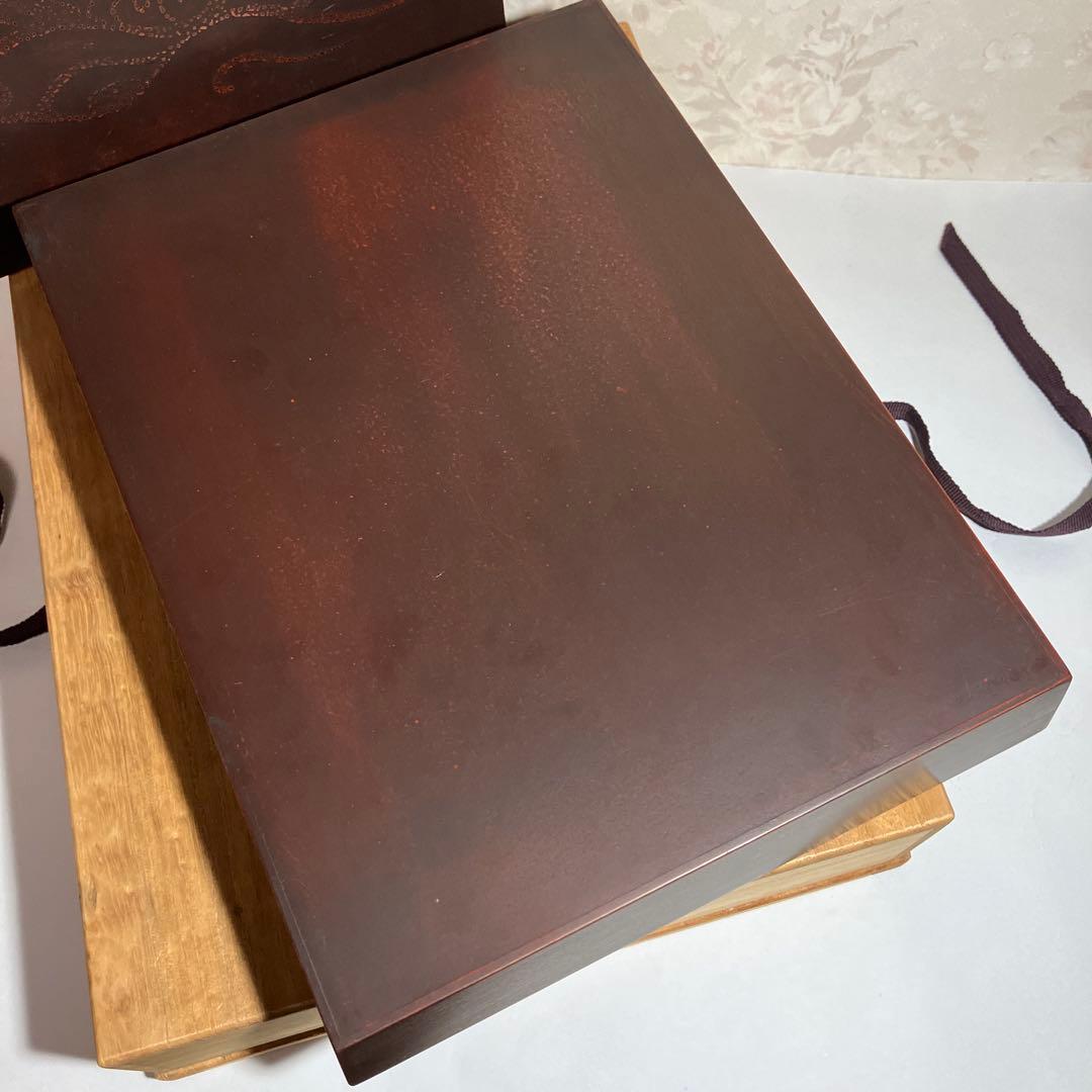 漆芸家「番浦省吾（ばんうらしょうご）」作「宝船」　彩漆筥（いろうるしばこ）