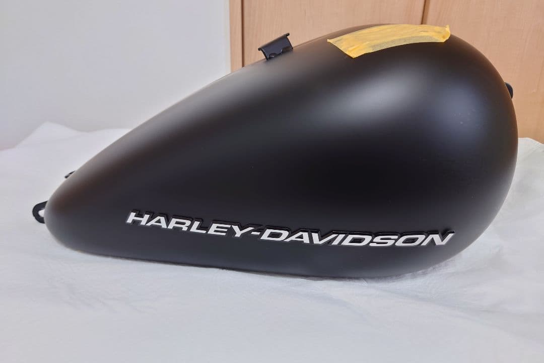 ブレイクアウト117　マットブラックタンク18,9㍑