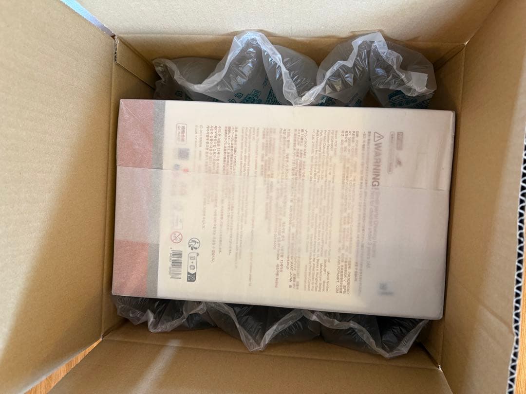 LABUBUラブブ The Naughty Cashier