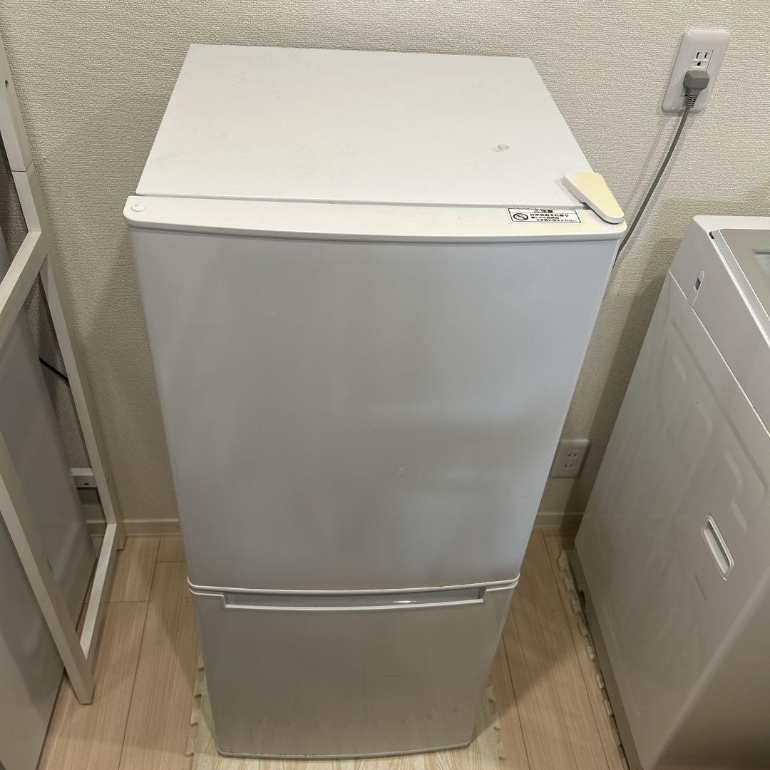 【送料無料】※4/13発送　2ドア冷蔵庫 NTR-106 106L 2020年製