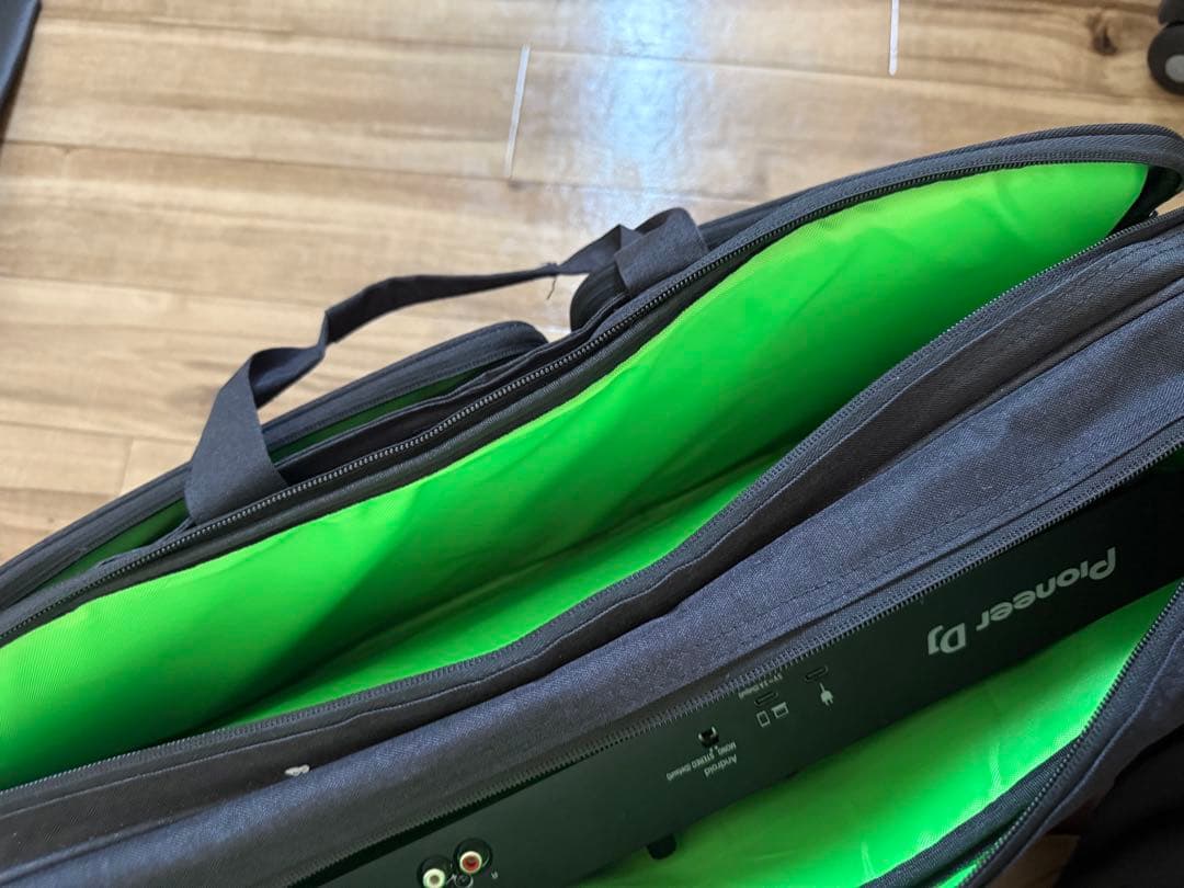 Pioneer DJ FLX4 コントローラー