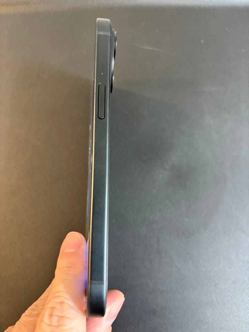 【最終値引】iPhone15 128GB SIMフリー　100%