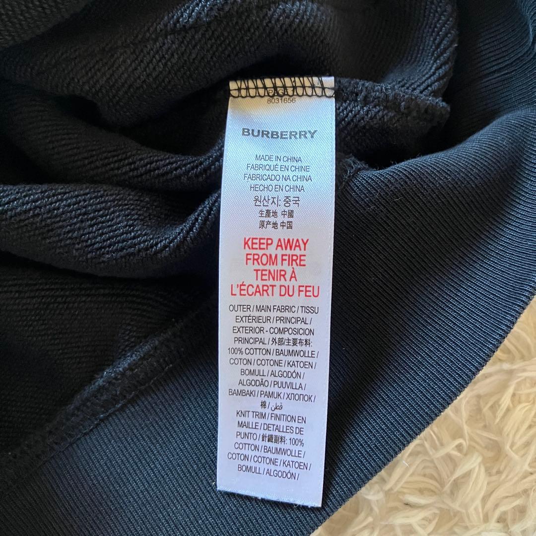 現行　バーバリー　トレーナー　スウェット　6Y 116cm ノバチェック