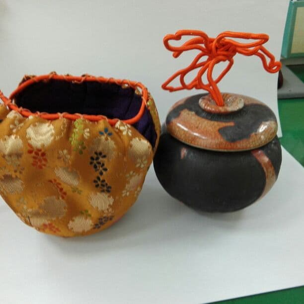 漢の柿べたの茶壺