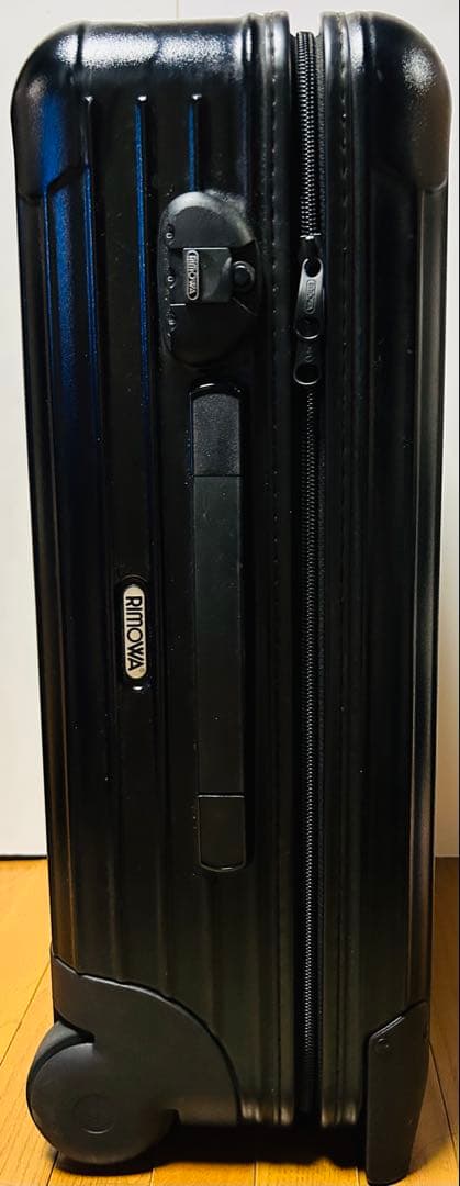 やま リモワ RIMOWA サルサ 32L 機内持ち込みサイズ