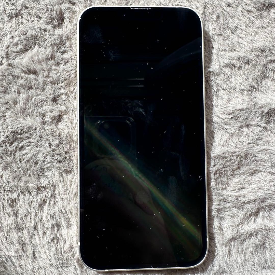 【極美品】Apple iPhone 13 ホワイト 本体 SIMフリー
