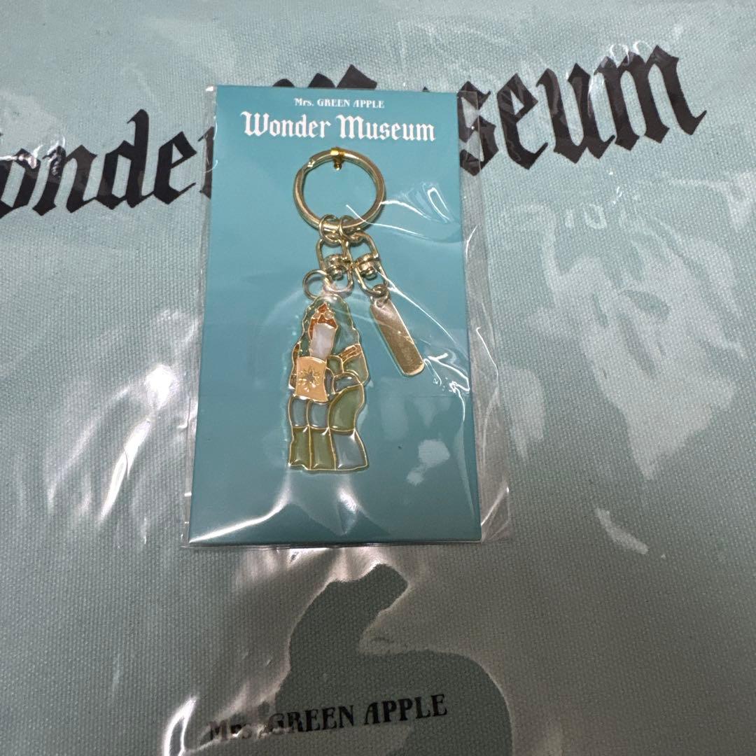 Wonder Museum ステンドグラスキーホルダー3種セット ミセス mrs