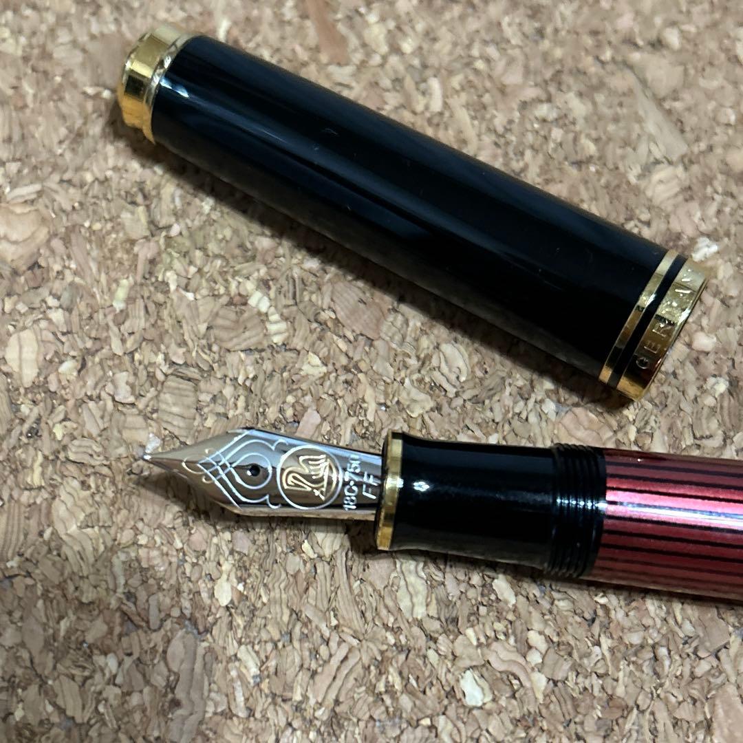 ペリカン　万年筆　スーべレーン　M800 k18 赤