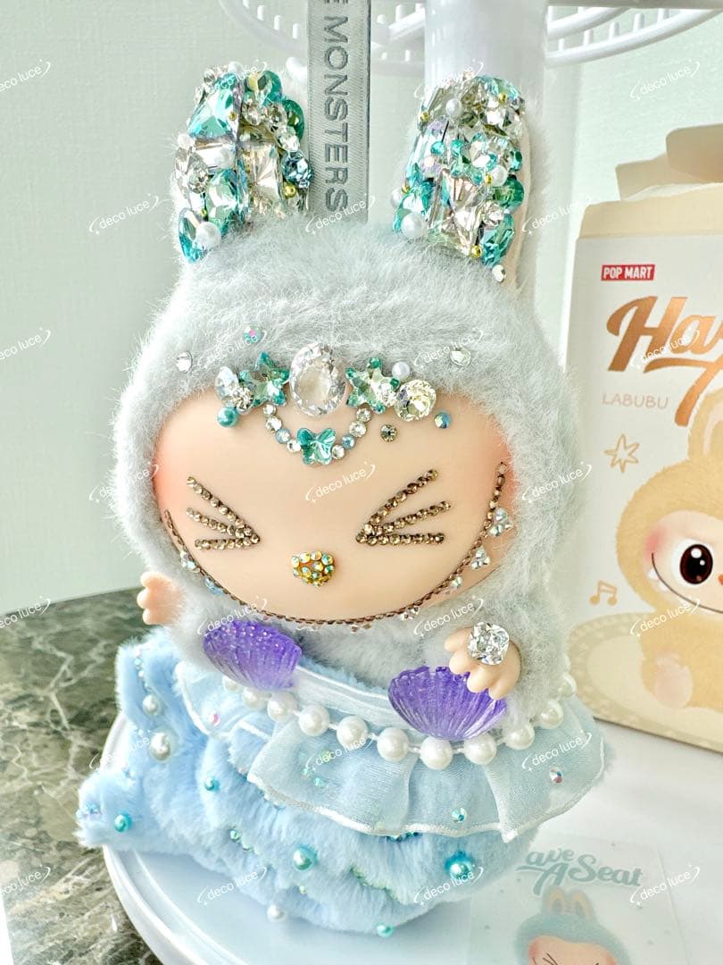 スワロフスキー　ラブブ　Seat へへ　HEHE HIDE AND SEEK