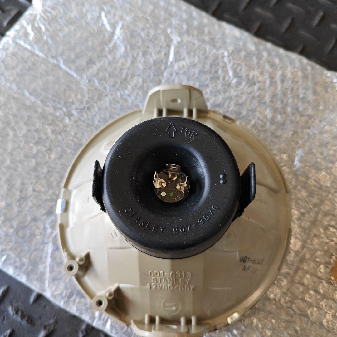 新品訳あり　ホンダ　CB400SF 　純正ヘッドライトユニット