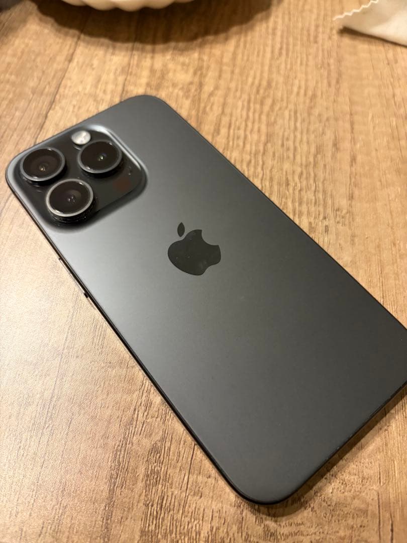 Apple iPhone 15 Pro 128GB ブラック