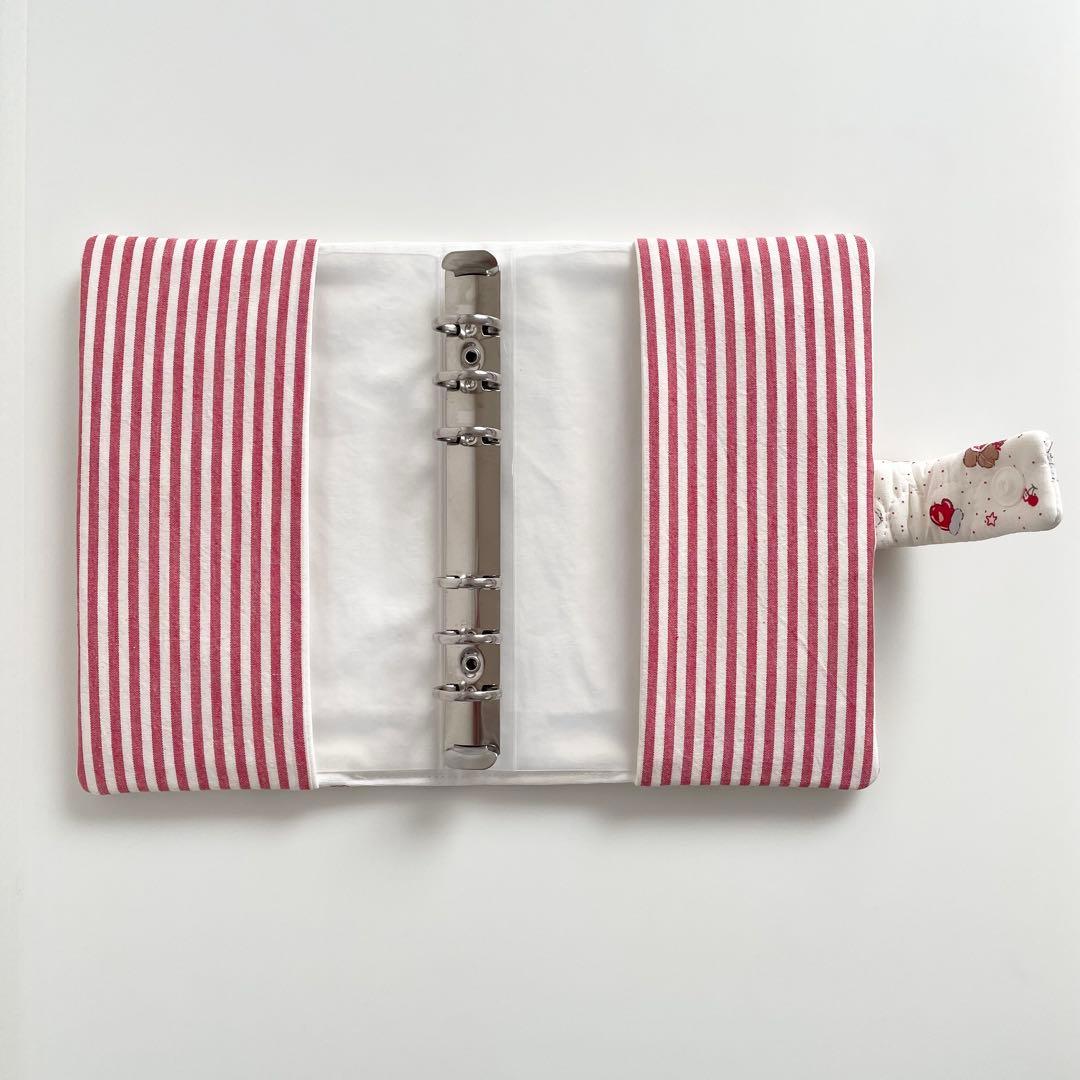 早い者勝ち　韓国　バインダー　カバー　貯金　現金管理　わんちゃん　赤　ストライプ