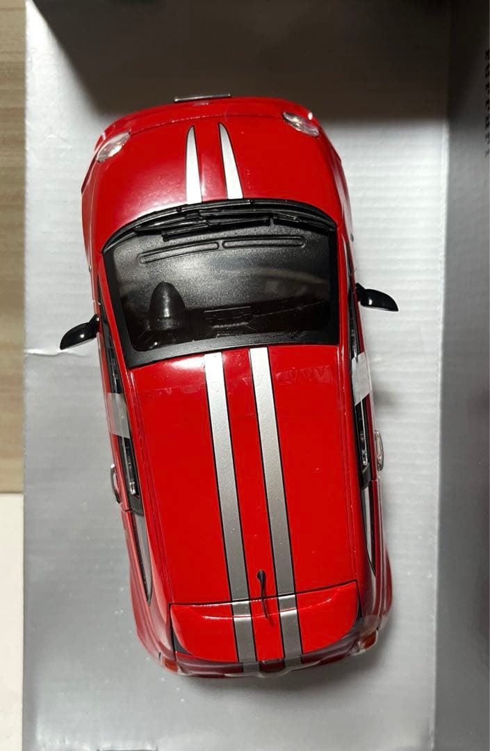 ミニカー 1/18 Fiat Abarth 695 Ferrari Tribute