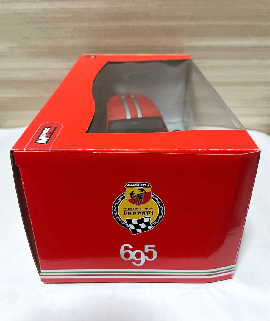 ミニカー 1/18 Fiat Abarth 695 Ferrari Tribute