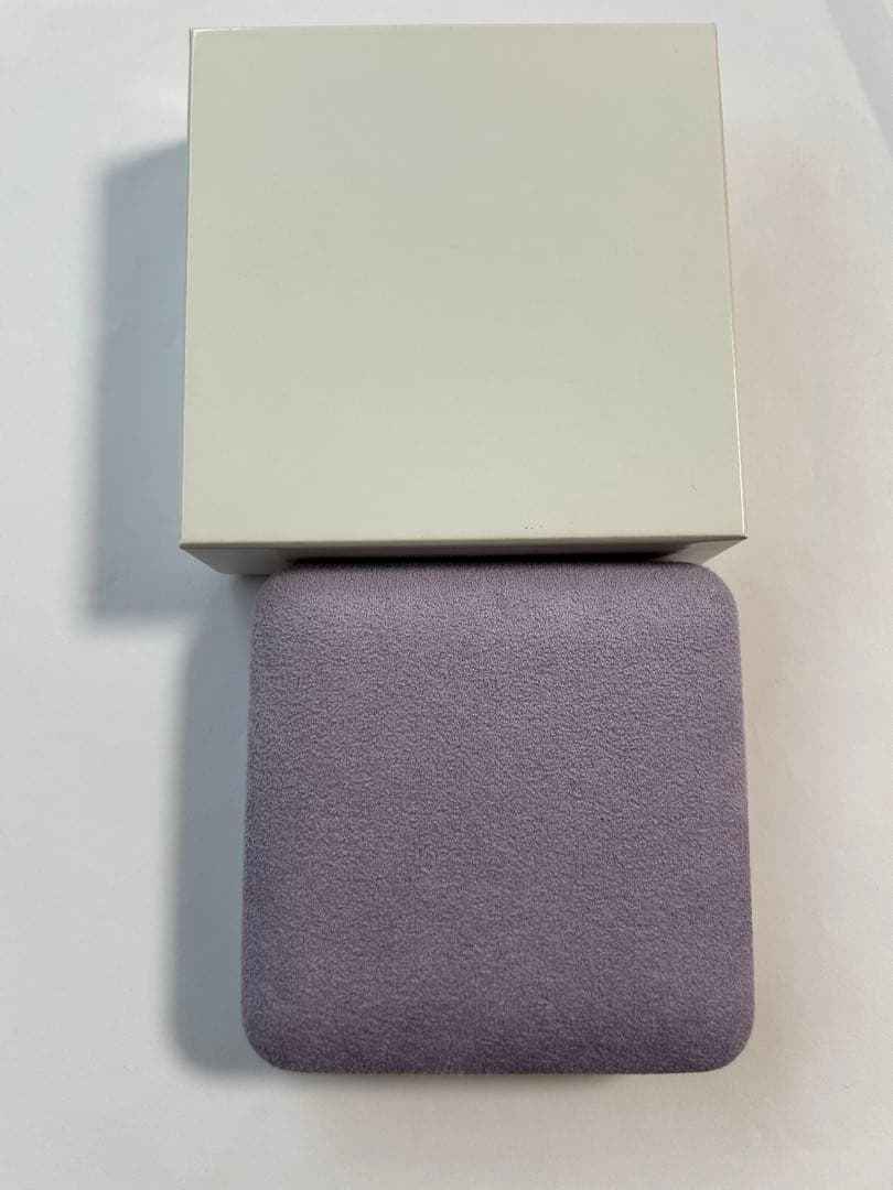 皇孫殿下御誕生記念メダル　純銀　　重さ　150グラム　直径60ミリ