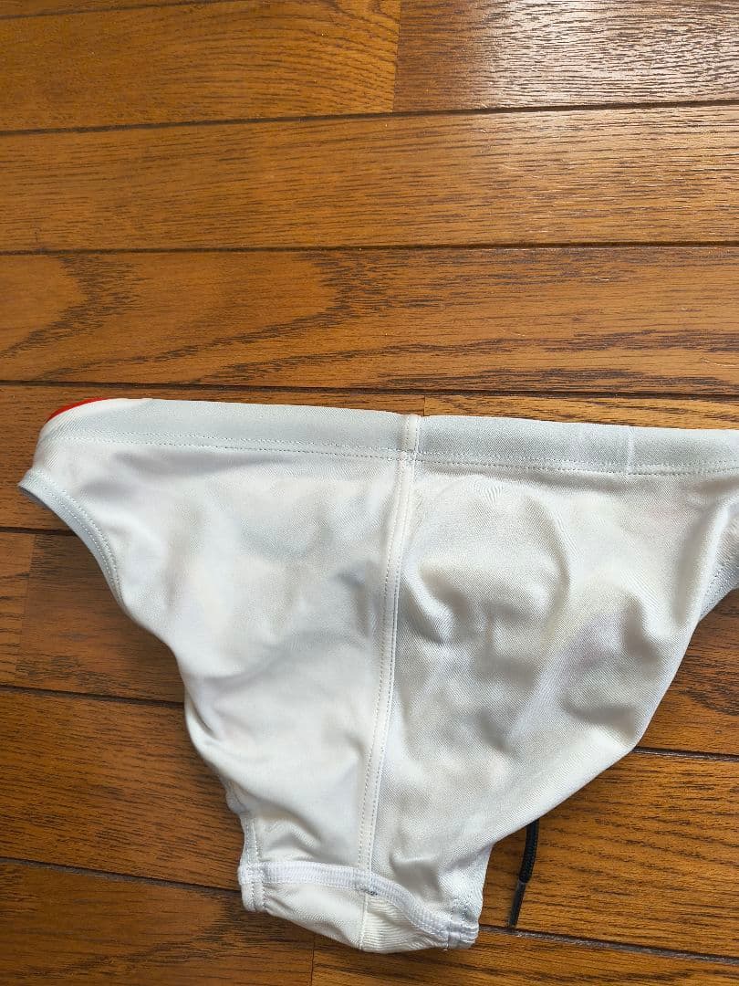 asics 競泳水着 ホワイト/レッド/イエロー