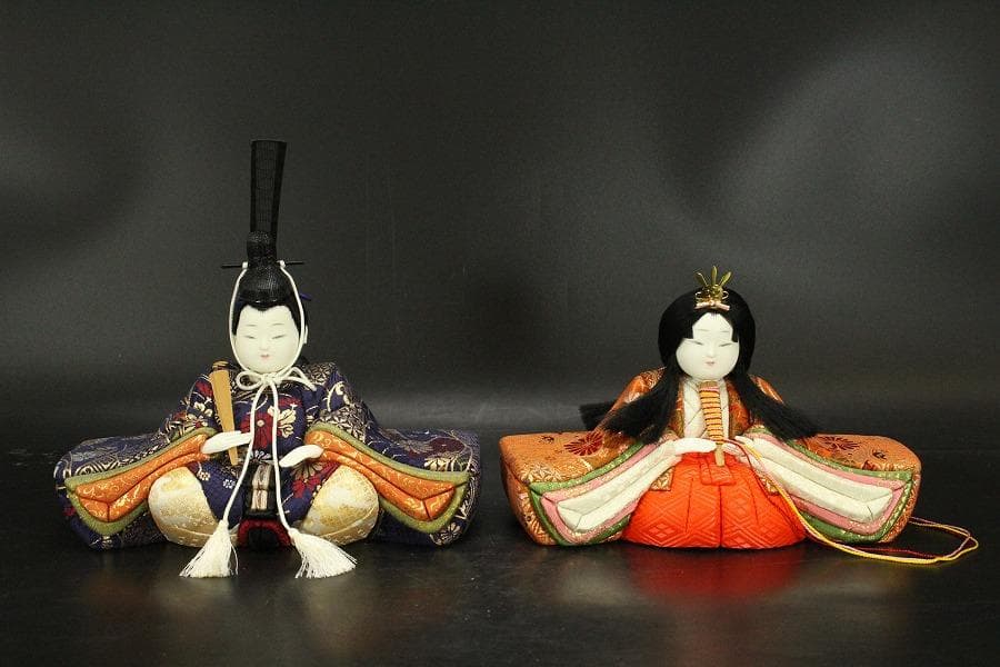 お雛様 親王飾り 木目込 大内人形 台付き 美品 707