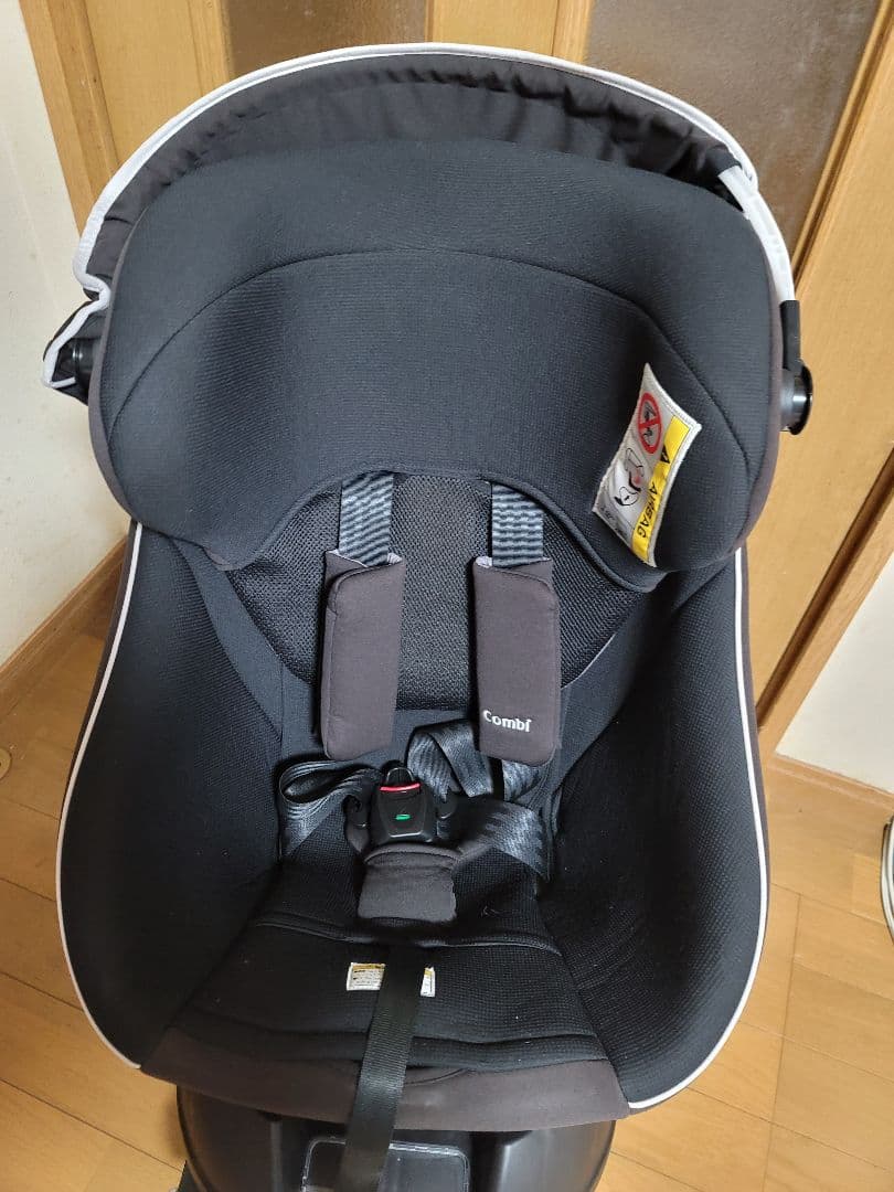 コンビ チャイルドシート クルムーブスマートisofix CG-UIG
