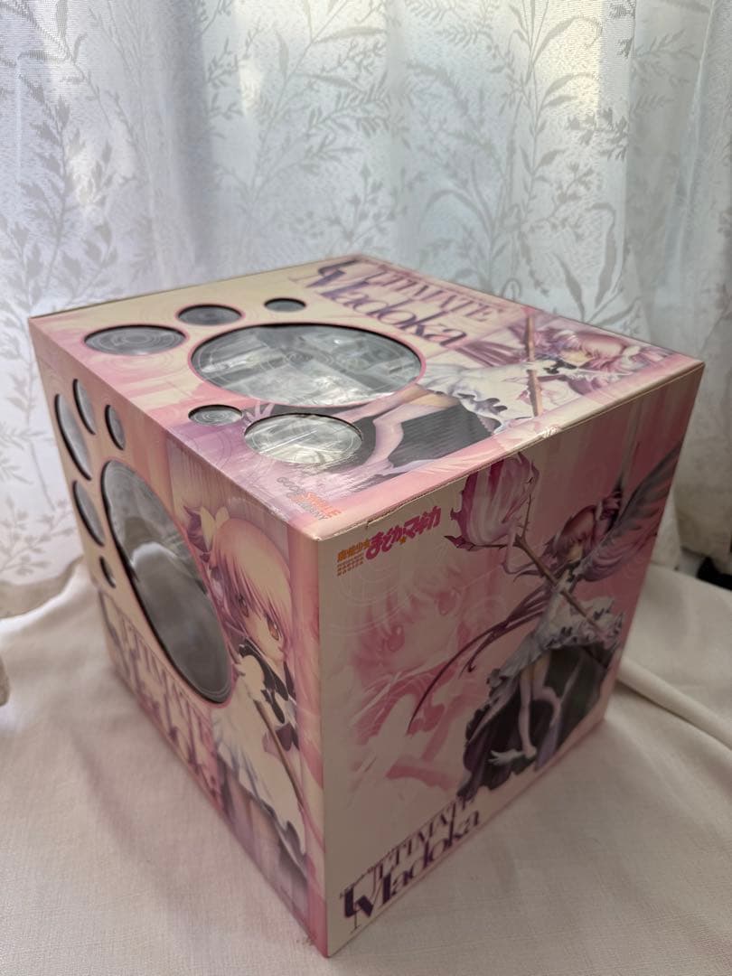 魔法少女まどかマギカ　Ultimate Madoka 1/8スケールフィギュア