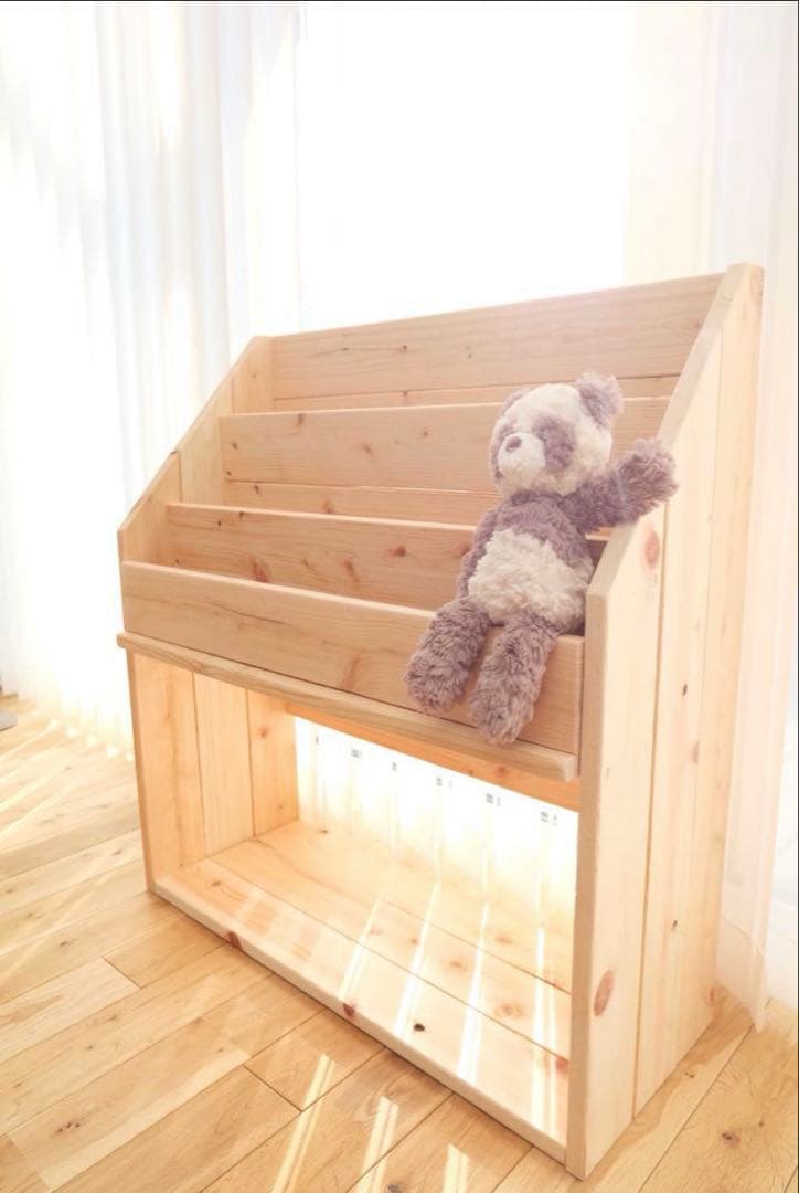 絵本棚　マガジンラック　本棚