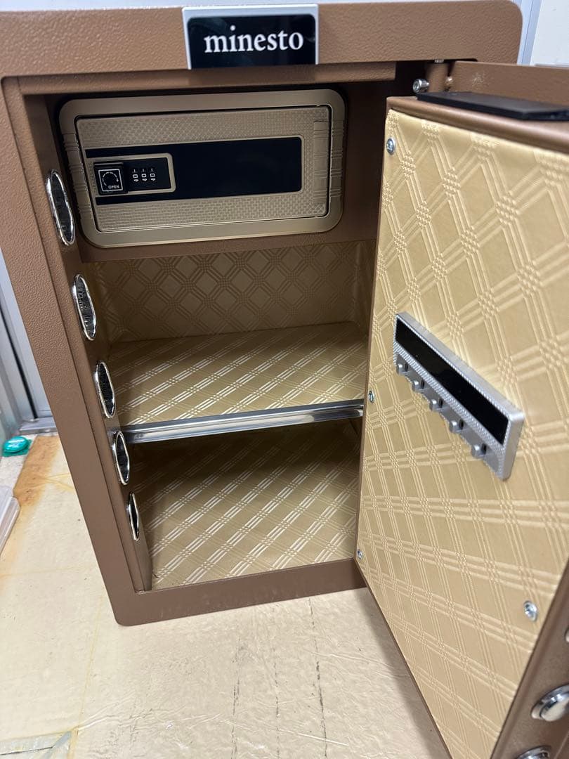 ★未使用★ Minesto 耐火金庫 ダイヤル式電子ロック付き 大容量