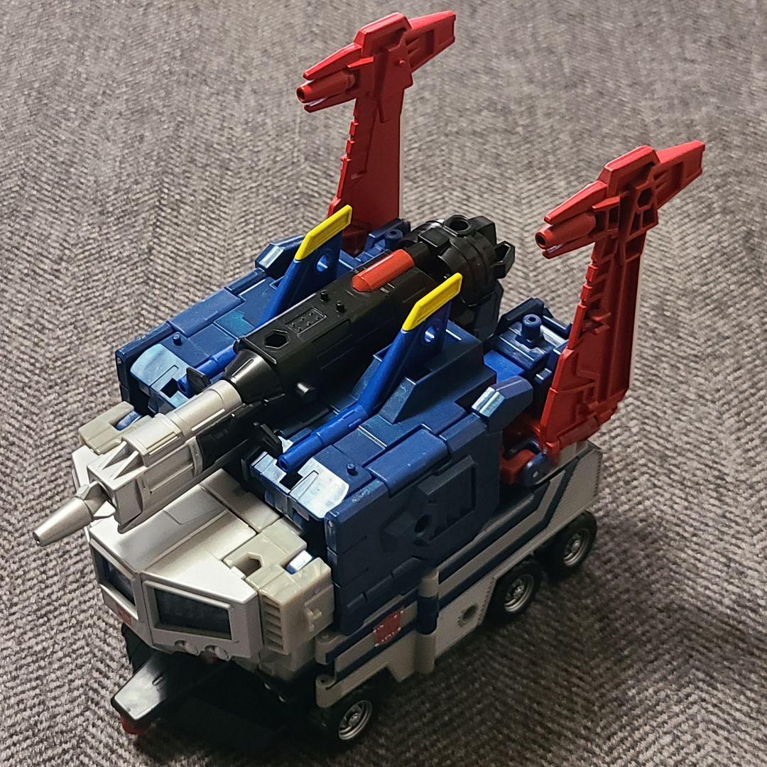 トランスフォーマー レジェンズ スーパージンライ & ゴッドボンバー