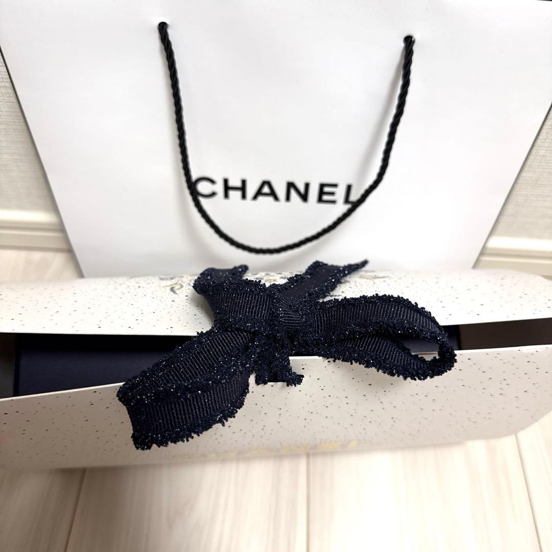 シャネルクリスマスコフレ2025 リップアンドネイルケアセット 限定チャーム付