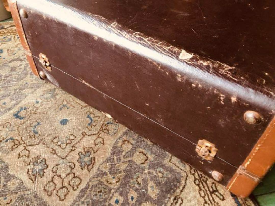 湯布院アンティーク英国ヴィンテージ トラベルバッグ 革製ブリティッシュカントリー