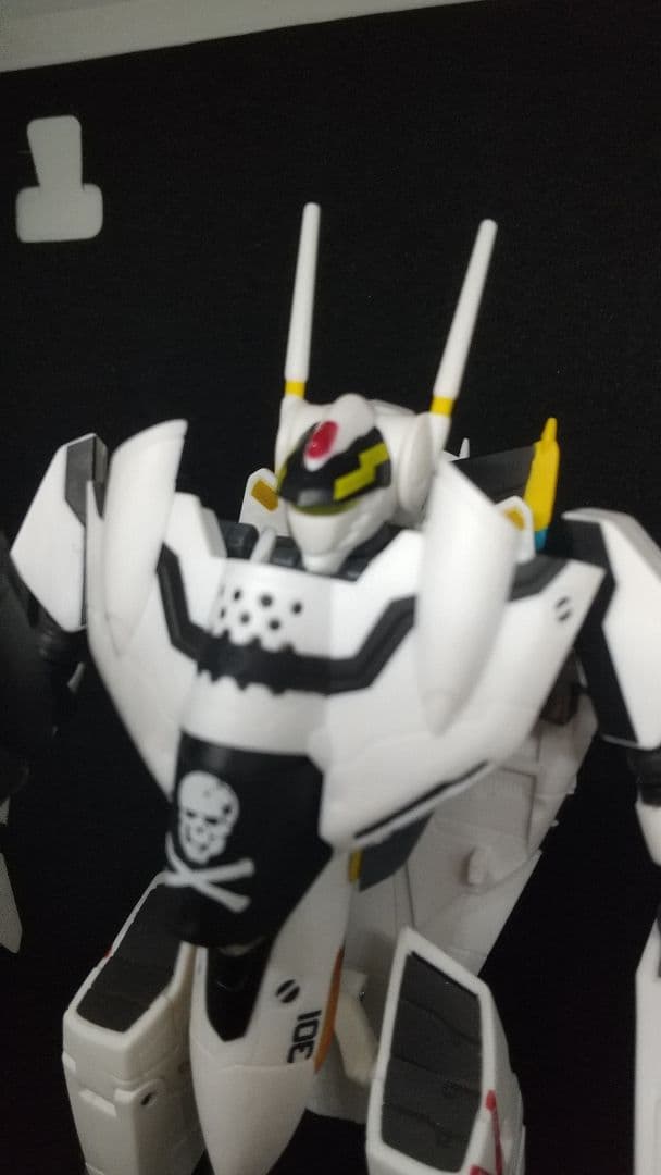 HI-L R VF-0S フェニックス(ロイ・フォッカー機)