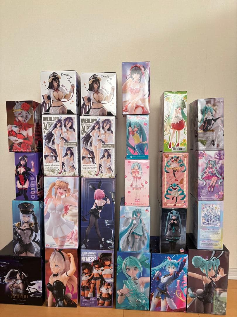 【新品　未開封】　美少女フィギュア　まとめ売り