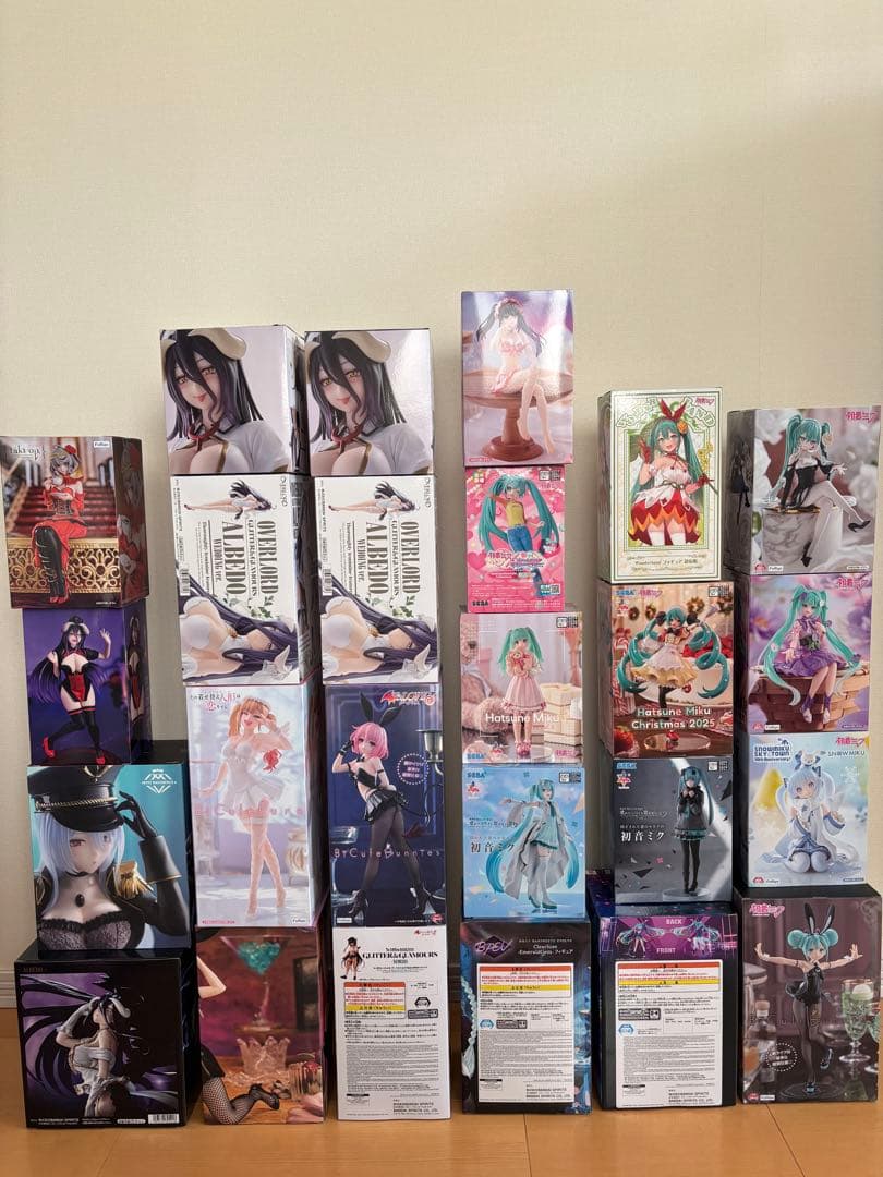 【新品　未開封】　美少女フィギュア　まとめ売り