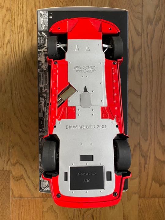 BMW M3 GTR 1/18 ミニチャンプス