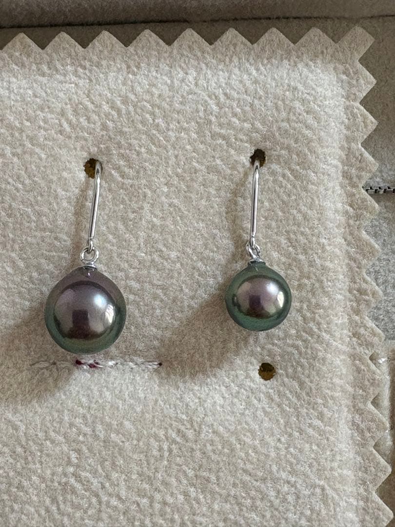 黒蝶真珠 孔雀色ドロップパール K14WG フックピアス
