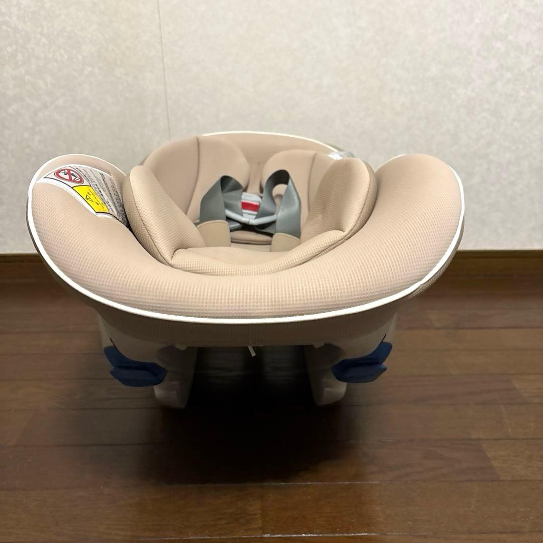 【美品】Combi コッコロ ヘーゼルナッツ 新生児OK