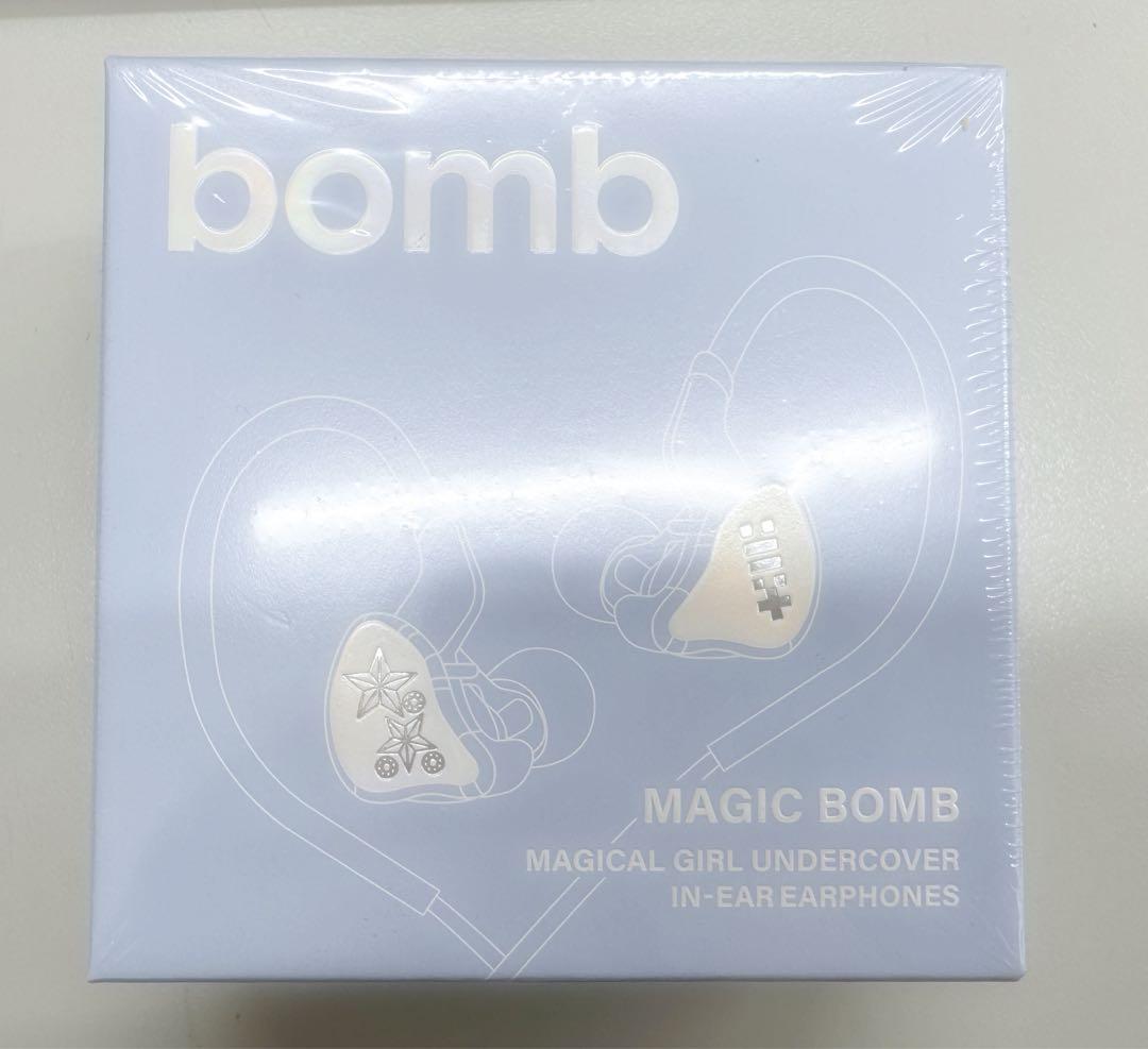 ILLIT アイリットBOMB イヤホン　イヤモニ風